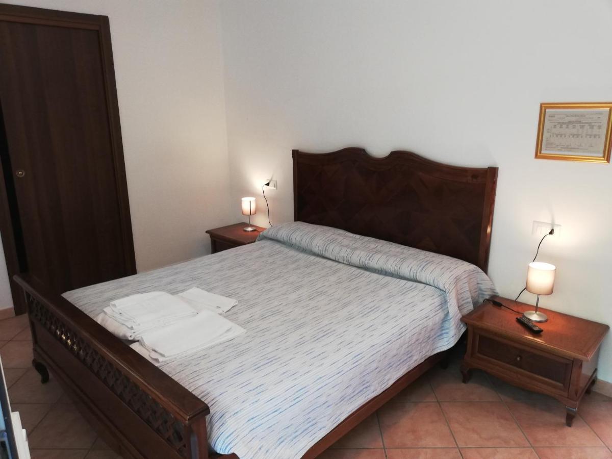 Agriturismo Al Motto Cambiasca Eksteriør billede